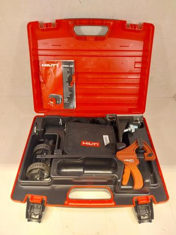 Hilti PMC 36 kruislaser, in koffer met toebehoren.