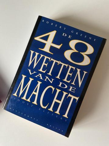 Boek 48 wetten van de macht beschikbaar voor biedingen