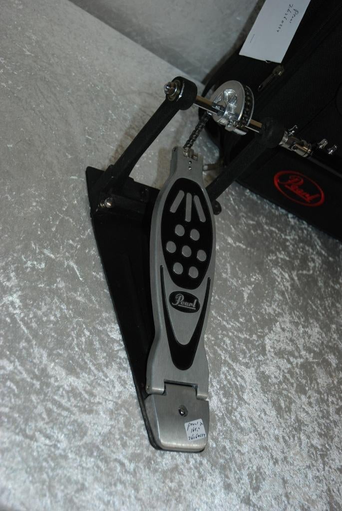 Pearl 122-tw dubbel basdrum pedaal met tas  <26260224>, Gebruikt, Drums of Percussie, Ophalen of Verzenden, .