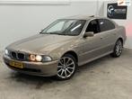 BMW 5-serie 520i Edition / AUTOMAAAT / MULTIMEDIA-NAVI / NET, Auto's, BMW, Achterwielaandrijving, Gebruikt, Beige, Bedrijf