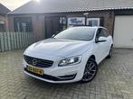 Volvo V60 2.4 D5 Twin Engine Special Edition Schuifdak, Auto's, Volvo, Automaat, 110 €/maand, Vierwielaandrijving, 1880 kg