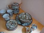 Servies Saji,Grote schaal,6 kop en schotels ,suikerpotje,mel, Ophalen of Verzenden