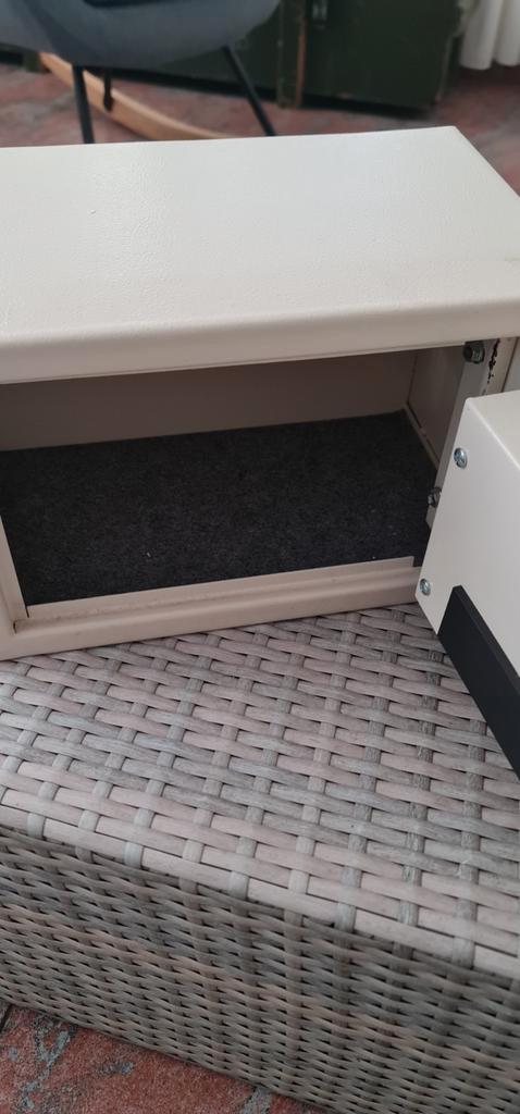 Kleine Brandkast met Code, Huis en Inrichting, Brandblussers en Brandkasten, Gebruikt, Brandkast, Ophalen