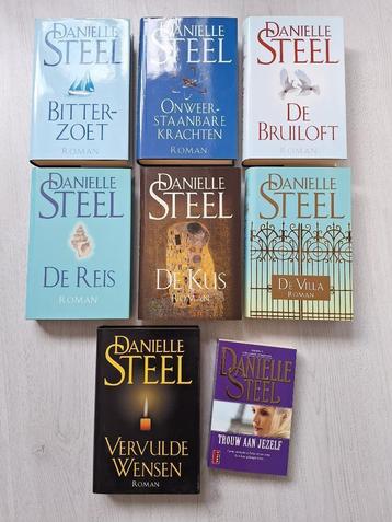 8 boeken van Danielle Steel beschikbaar voor biedingen
