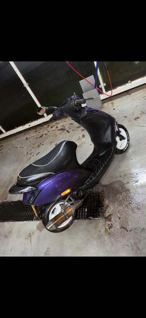 Piaggio Zip 80 cc Malossi 4 Takt, Fietsen en Brommers, Scooters | Piaggio, Zo goed als nieuw, Zip, Maximaal 45 km/u, Benzine, Ophalen