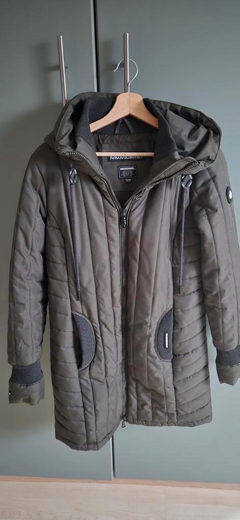 Khujo ARIBAY4 Damesjas - Maat M, Kleding | Dames, Jassen | Zomer, Zo goed als nieuw, Maat 38/40 (M), Groen, Verzenden