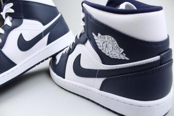 Air Jordan 1 Mid White Metallic Gold Obsidian NIEUW IN DOOS beschikbaar voor biedingen