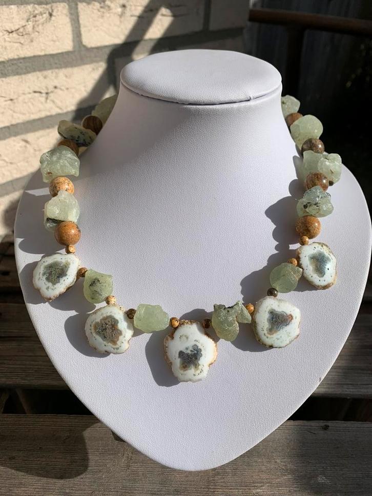 Stalactiet , Phreniet , Jaspis ketting, Sieraden, Tassen en Uiterlijk, Edelstenen, Nieuw, Ophalen of Verzenden