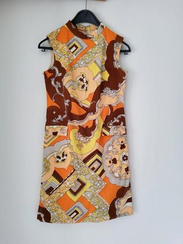 Vintage retro jurk jaren '60 beschikbaar voor biedingen