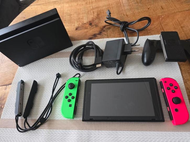 Nintendo Switch (Unpatched), Spelcomputers en Games, Games | Nintendo Switch, Gebruikt, Overige genres, 1 speler, Vanaf 7 jaar