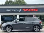 Volkswagen Polo 1.0 TSI R-Line | LED | Camera | Navi | CarPl, Stof, Gebruikt, Met garantie (alle), 1096 kg