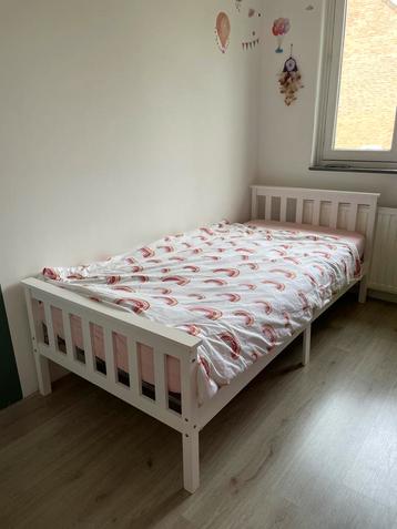 Eenpersoonsbed wit hout 90x200 incl lattenbodem beschikbaar voor biedingen