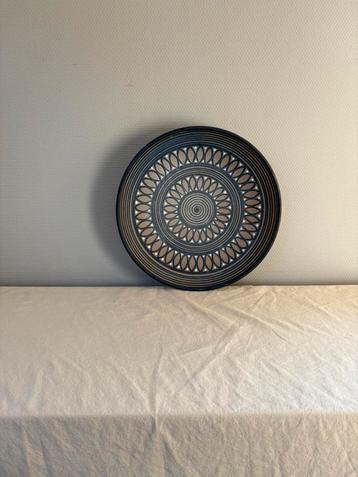 Vintage ceramic ronde schaal wandbord  grijs taupe beige beschikbaar voor biedingen