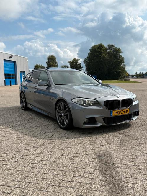 BMW 5-Serie 3.0 530D Touring AUT 2011 Grijs, Auto's, BMW, Bedrijf, 5-Serie, ABS, Adaptive Cruise Control, Airbags, Airconditioning