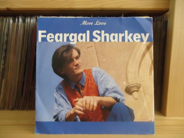 7" Single Feargal Sharkey - More Love / A Breath Of Scandal, Cd's en Dvd's, Vinyl Singles, Gebruikt, Single, Pop, 7 inch, Ophalen of Verzenden