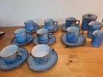 Volendams aardewerk blauw kop en schotels suikerpot melkkan, Ophalen of Verzenden, Zo goed als nieuw, Overige stijlen, Kop(pen) en/of Schotel(s)