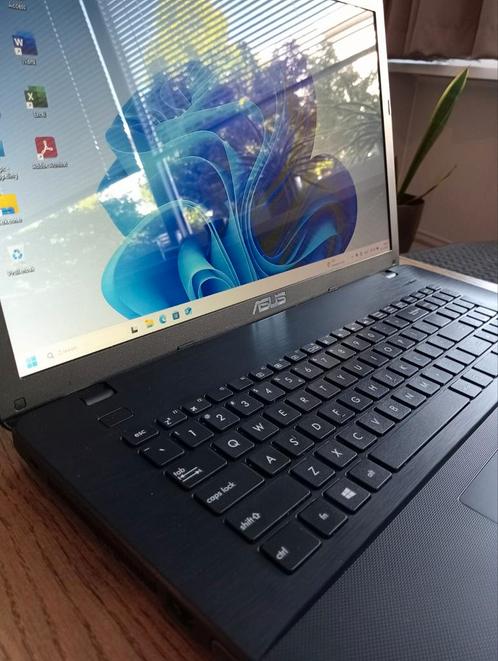 Laptop Win 11 pro + Microsoft Office 2024 pakket., Computers en Software, Windows Laptops, Zo goed als nieuw, 17 inch of meer