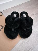 UGG SLIPPERS ZWART, Nieuw, Slippers, Ophalen of Verzenden, UGG