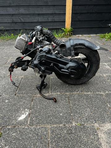 Piaggio zip 4t motorblok beschikbaar voor biedingen
