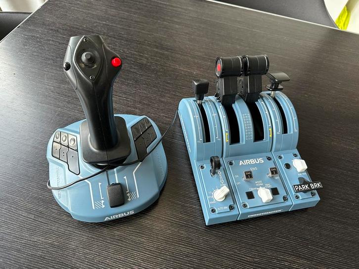 Thrustmaster TCA Captain pack Airbus edition flight sim, Computers en Software, Joysticks, Zo goed als nieuw, Verzenden
