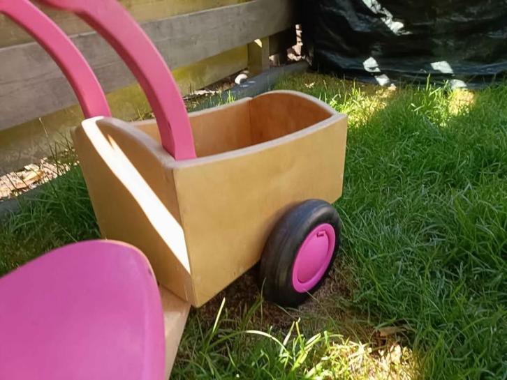 Van Dijk Toys berkenhouten bakfiets - roze, Kinderen en Baby's, Speelgoed | Buiten | Voertuigen en Loopfietsen, Gebruikt, Loopvoertuig