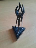 Mooie sculptuur 'Samenwerken op niveau' van verbronst tin, Ophalen of Verzenden