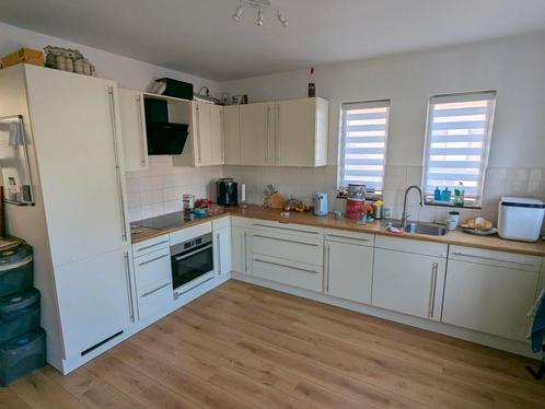 Keuken in L-opstelling incl. apparatuur, Huis en Inrichting, Keuken | Complete keukens, Gebruikt, Hoekkeuken, Wit, Hout, Ophalen