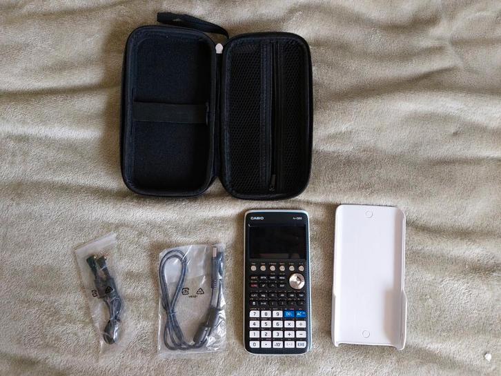 Grafische rekenmachine fx-CG50, Diversen, Rekenmachines, Zo goed als nieuw, Grafische rekenmachine, Ophalen of Verzenden