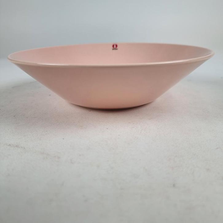 Iittala Teema bord poederroze 21cm diep, Huis en Inrichting, Keuken | Servies, Nieuw, Bord(en), Overige stijlen, Porselein, Ophalen