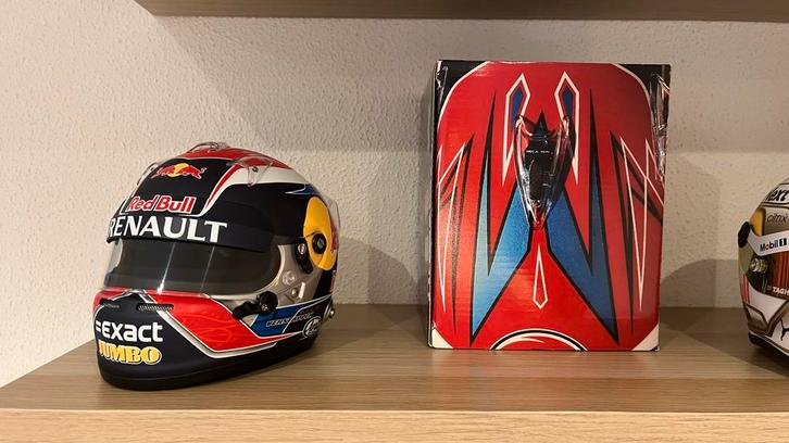 Max Verstappen 2015 season helm 1:2, Verzamelen, Automerken, Motoren en Formule 1, Formule 1, Ophalen of Verzenden