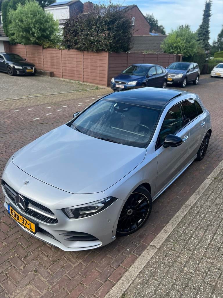 Mercedes-Benz A200 Premium Plus met stoelventilatie, Auto's, Mercedes-Benz, USB, 4 cilinders, 163 pk, Leder