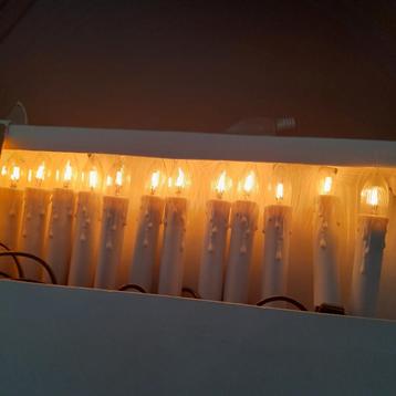 Mooie kerstboomverlichting, de ouderwetse kaarsjes met klem beschikbaar voor biedingen