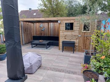 NIEUW SCHUUR MET OVERKAPPING  beschikbaar voor biedingen