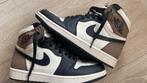 NIKE AIR JORDAN 1 HIGH DARK MOCHA, Kleding | Heren, Schoenen, Overige kleuren, Ophalen of Verzenden, Nike Air Jordan, Sneakers of Gympen