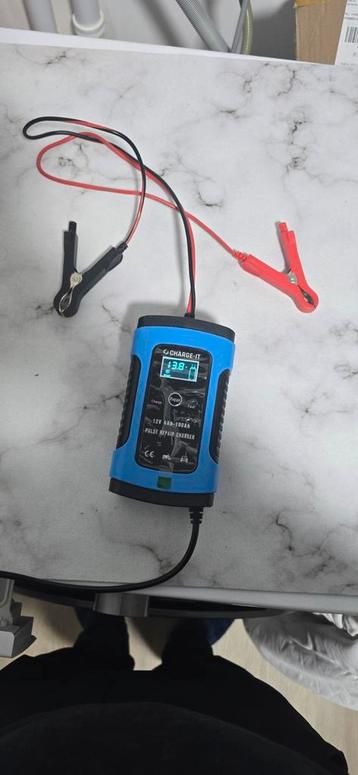 CHARGE-IT Accu Druppellader 12V beschikbaar voor biedingen