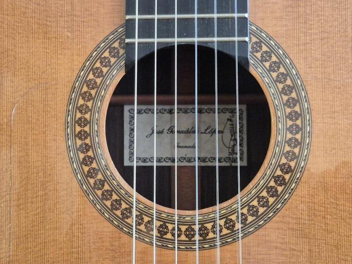 Jose Gonzales Lopez 2023 1a flamenco gitaar negra, Muziek en Instrumenten, Snaarinstrumenten | Gitaren | Akoestisch, Gebruikt