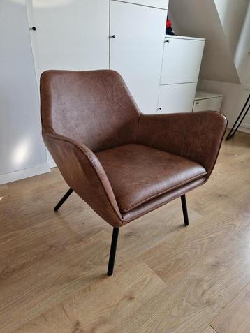 Lounge stoel leer - als nieuw beschikbaar voor biedingen