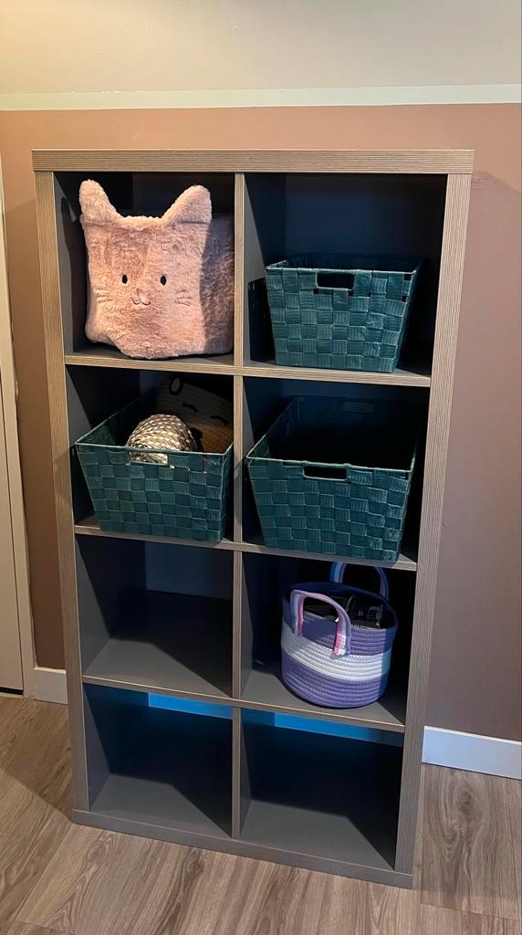 Ikea Kallax kast grijs, Huis en Inrichting, Kasten | Boekenkasten, Gebruikt, 100 tot 150 cm, Minder dan 100 cm, 25 tot 50 cm, Met plank(en)