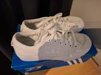 Witte Adidas Sneakers - Maat Onbekend, Adidas, Wit, Ophalen of Verzenden, Sneakers of Gympen