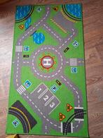 Speelkleed met wegen en verkeersborden, 100 tot 150 cm, Kindvriendelijk, Groen, Zo goed als nieuw