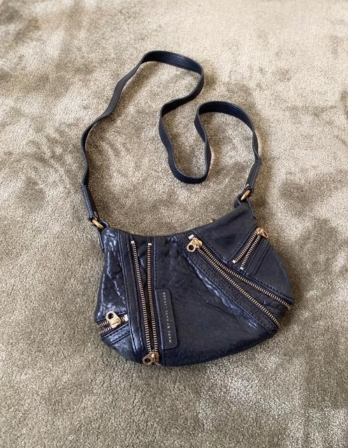 Marc by Marc Jacobs Cross Body Leola bag, Sieraden, Tassen en Uiterlijk, Tassen | Damestassen, Zo goed als nieuw, Schoudertasje