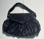 Mooi satijnen avondtasje met kraaltjes, Ophalen of Verzenden, Zo goed als nieuw, Zwart, Avondtasje