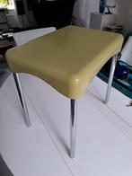 Vintage design bijzettafeltje Marmore, Huis en Inrichting, Tafels | Bijzettafels, Minder dan 55 cm, Rond, Zo goed als nieuw, Ophalen