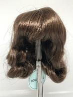 Pruik voor een pop, poppenpruik omtrek van 24 - 26 cm., Verzenden, Gebruikt, Accessoires