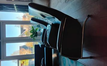 Relax-fauteuil beschikbaar voor biedingen