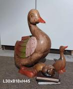 Houten beelden eend en poesje (samen), Ophalen of Verzenden, Gebruikt, Dier