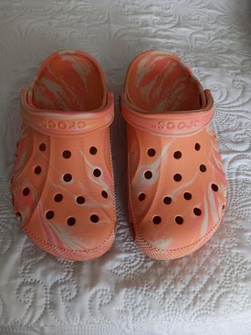Crocs dames maat 37-38 ( maat 5-7) beschikbaar voor biedingen