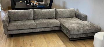 Hoekbank 4x6 sofa  NIEUW nu €999 taupe velours ijzersterk beschikbaar voor biedingen