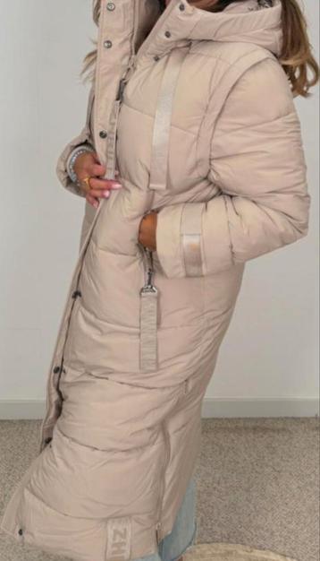 Zhrill jas nieuw s beige lange winterjas beschikbaar voor biedingen