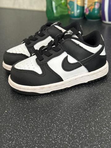 Nike Baby Schoentjes Maat 22 beschikbaar voor biedingen